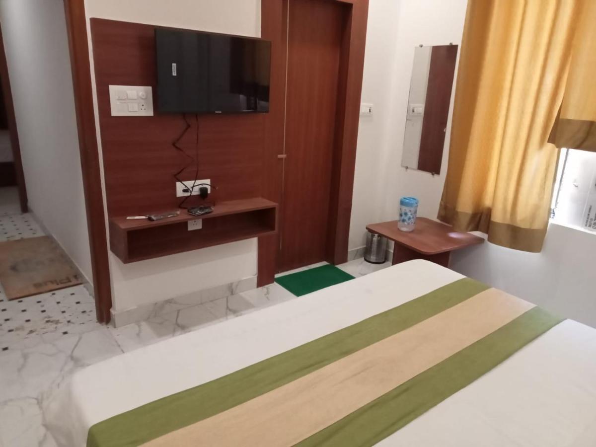 Hotel Kaushik Palace Haridwār Dış mekan fotoğraf